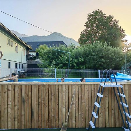 Bikeski Family Hotel, B&B, Apartaments, Rooms Mezica 외부 사진