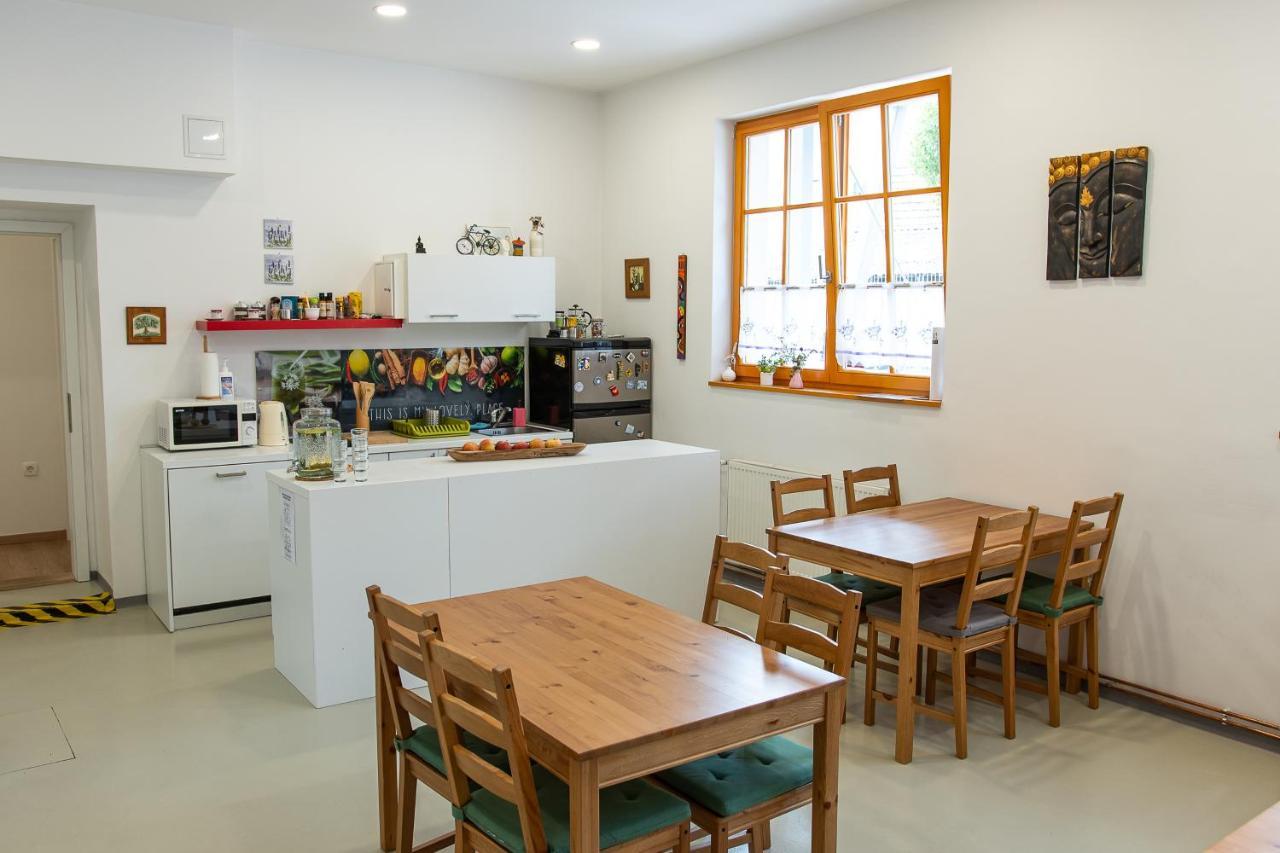 Bikeski Family Hotel, B&B, Apartaments, Rooms Mezica 외부 사진